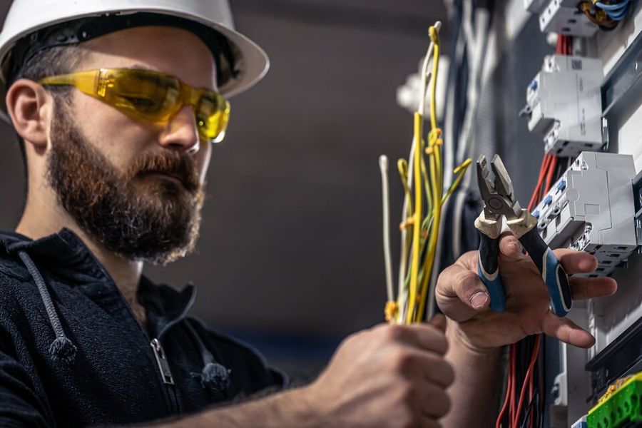 Elektrik Ustalık Belgesi Nasıl Alınır?